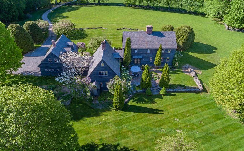 576 S Deerfield Rd - Photo 1