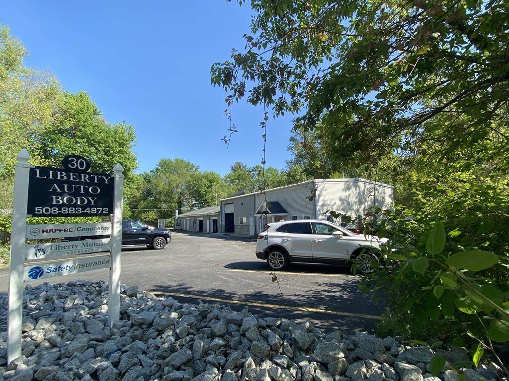 30 Westminster Ave - Photo 1