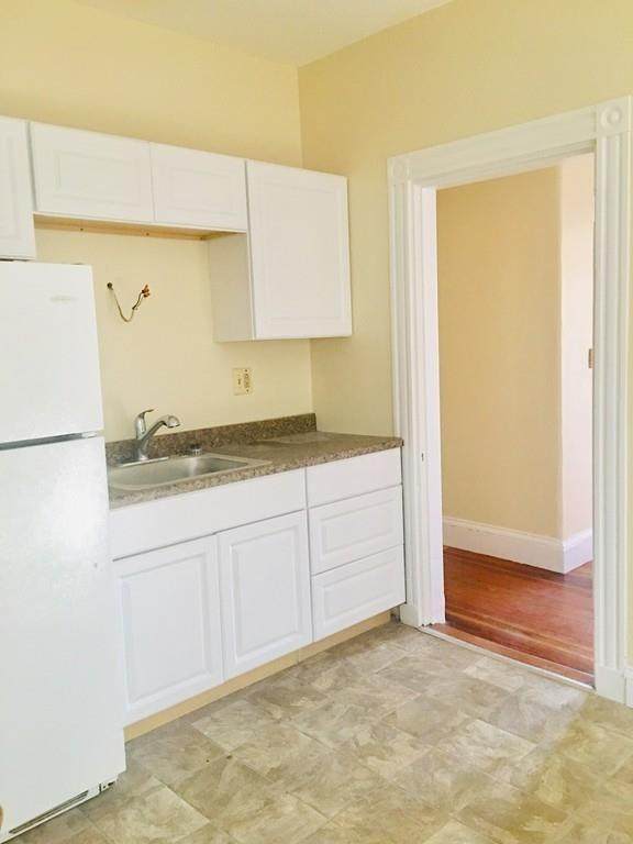 861 Dorchester Ave. - Photo 1