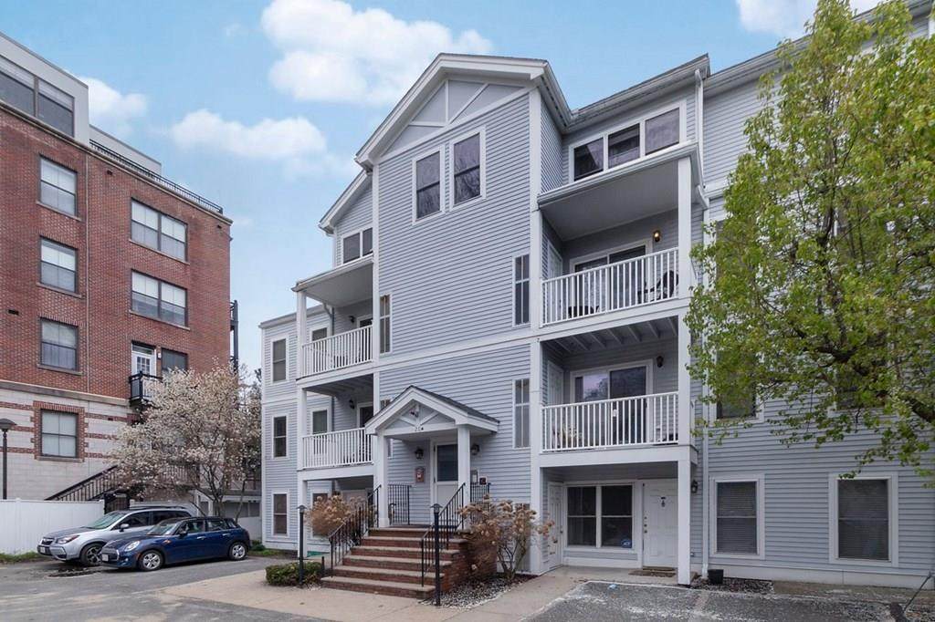 20 Cameron St - Photo 1