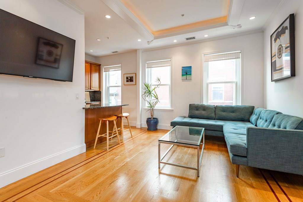 73 Myrtle St - Photo 1