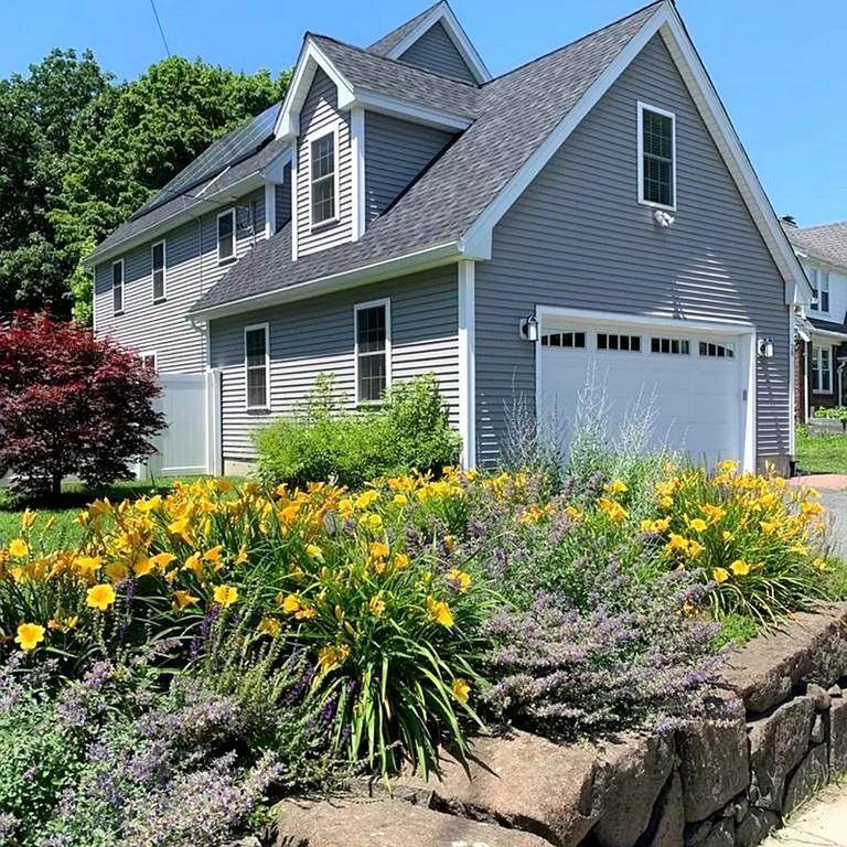 38 Grove St - Photo 1