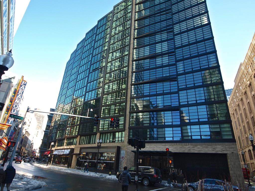 580 Washington - Photo 1