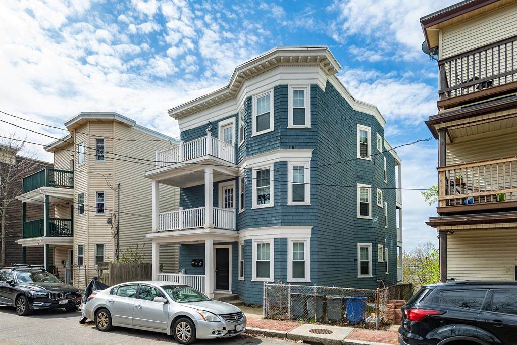 47 Beech Glen Street - Photo 1
