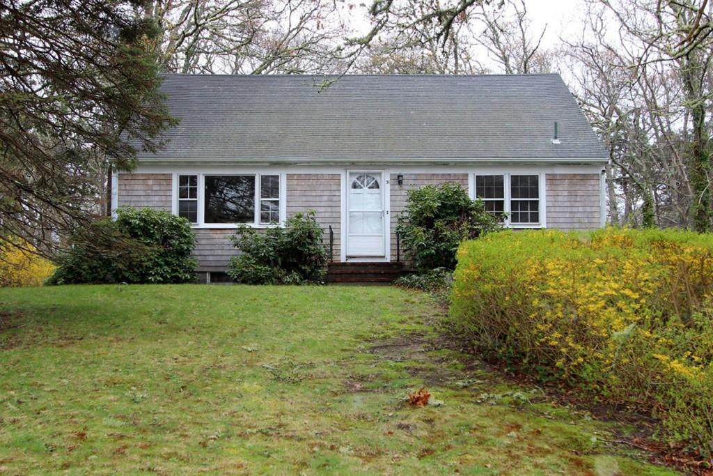 31 Hopkins Ln - Photo 1