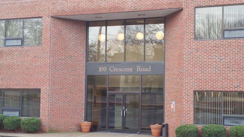 100 Crescent Rd - Photo 1