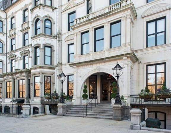 160 Commonwealth Ave - Photo 1