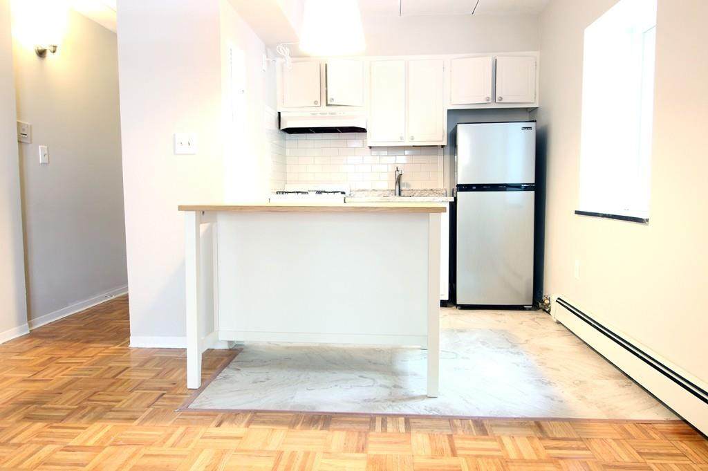 284 Harvard Street - Photo 1