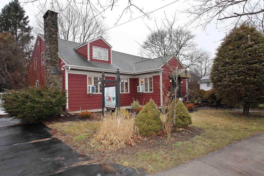 1227 Ashley Blvd - Photo 1