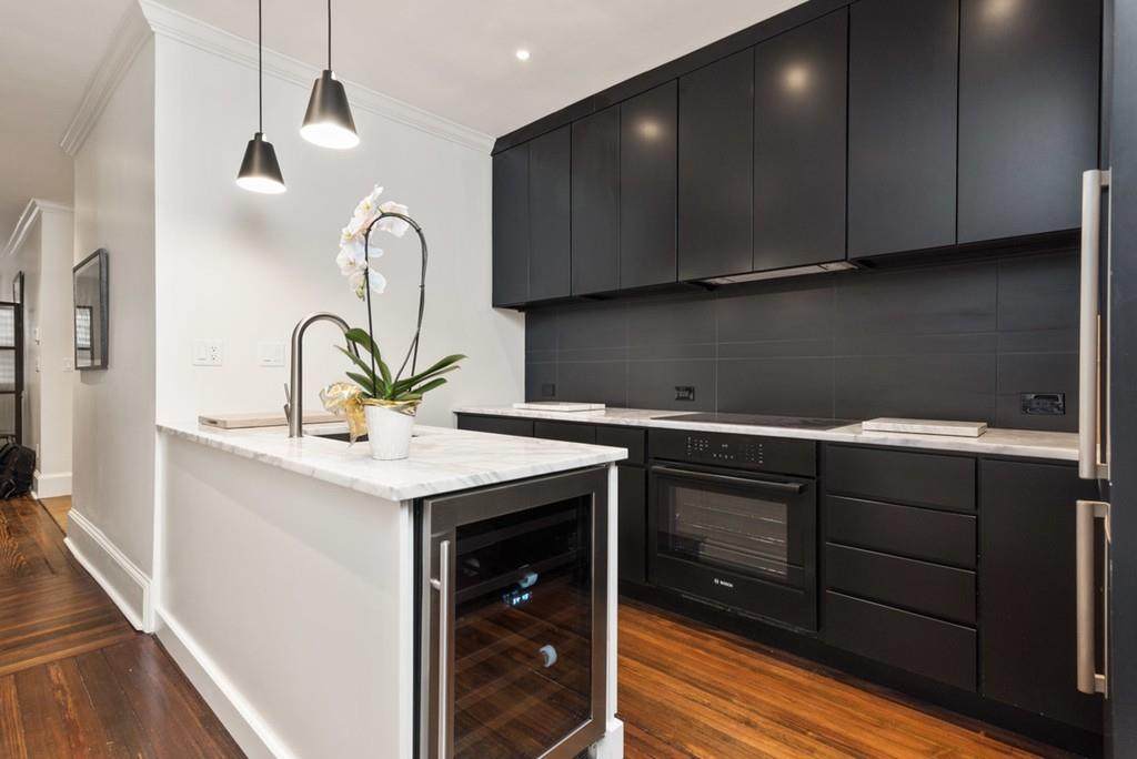 33 Myrtle Street - Photo 1