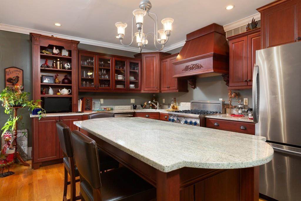 19 Greenwich St - Photo 1