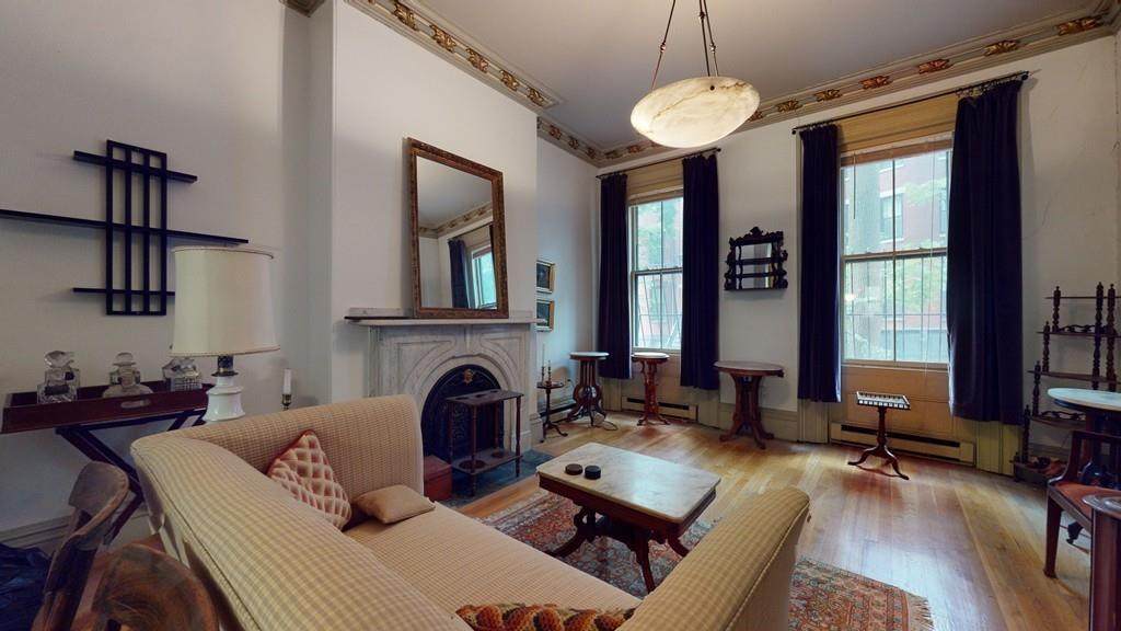 54 E Springfield St - Photo 1
