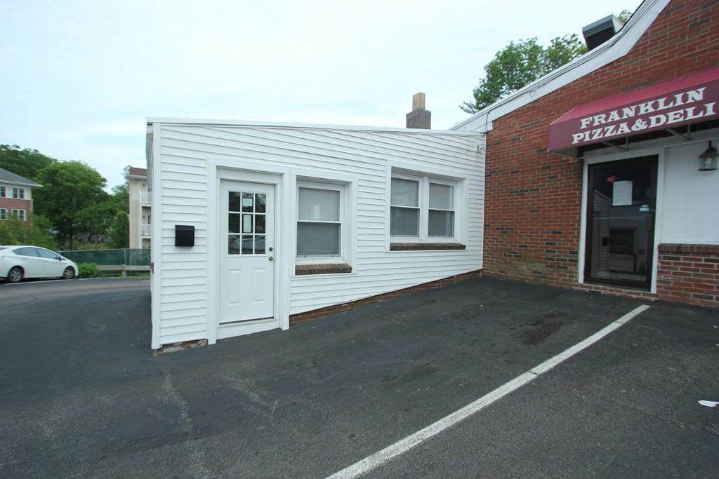 18 Cottage St - Photo 1