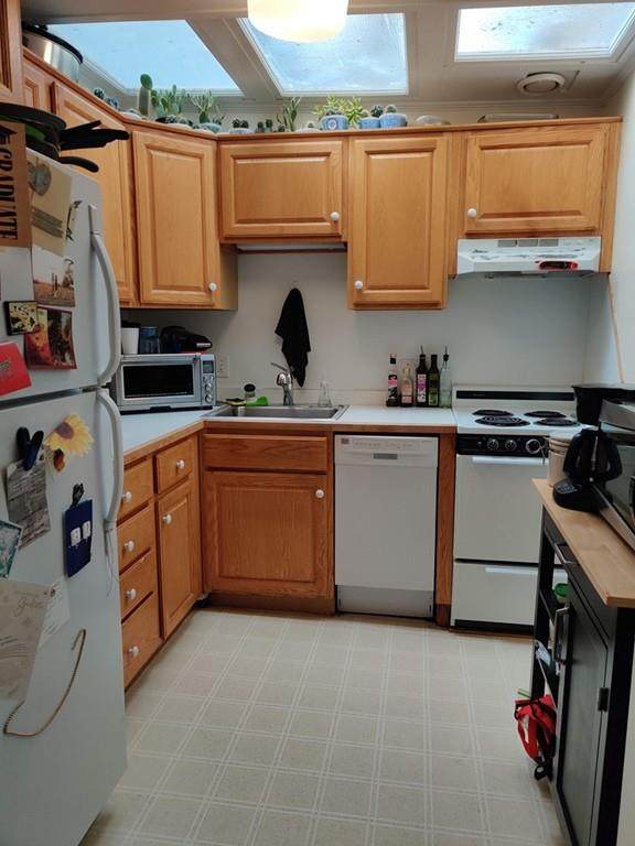 144 Marlborough Street - Photo 1