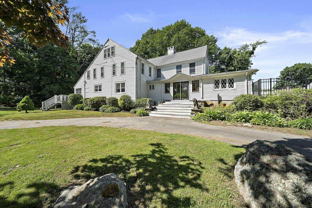 15 Christopher Ln - Photo 1