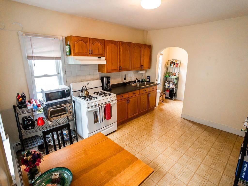 35 Danforth Street - Photo 1