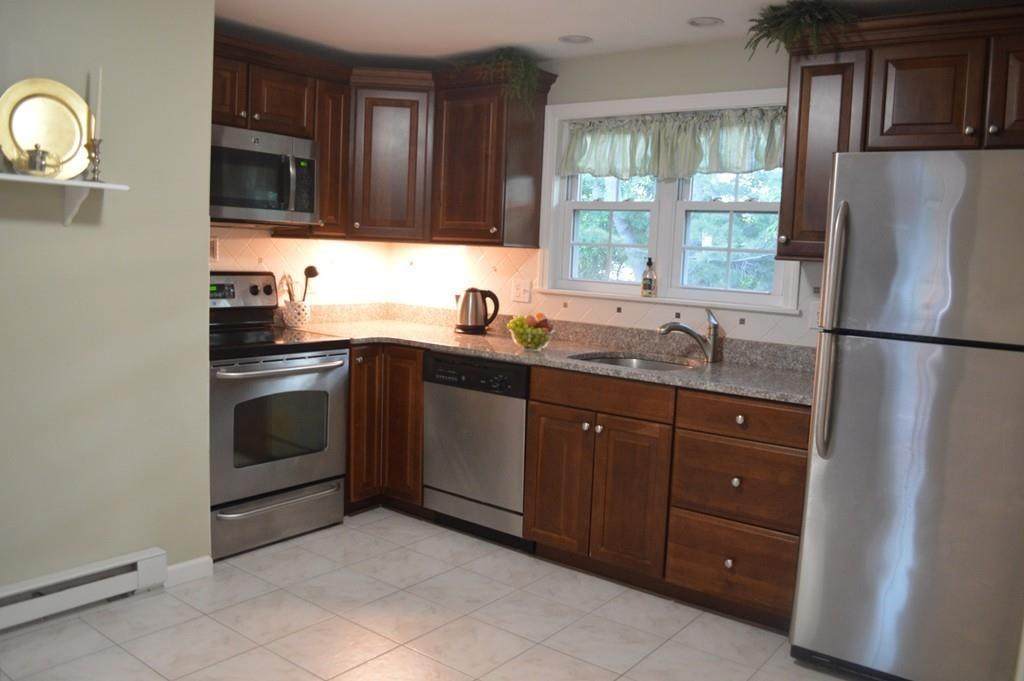 6 Maple Crest Circle - Photo 1