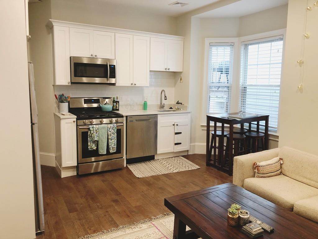 525 E 6th St - Photo 1