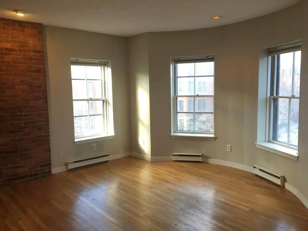 150 Chandler St - Photo 1