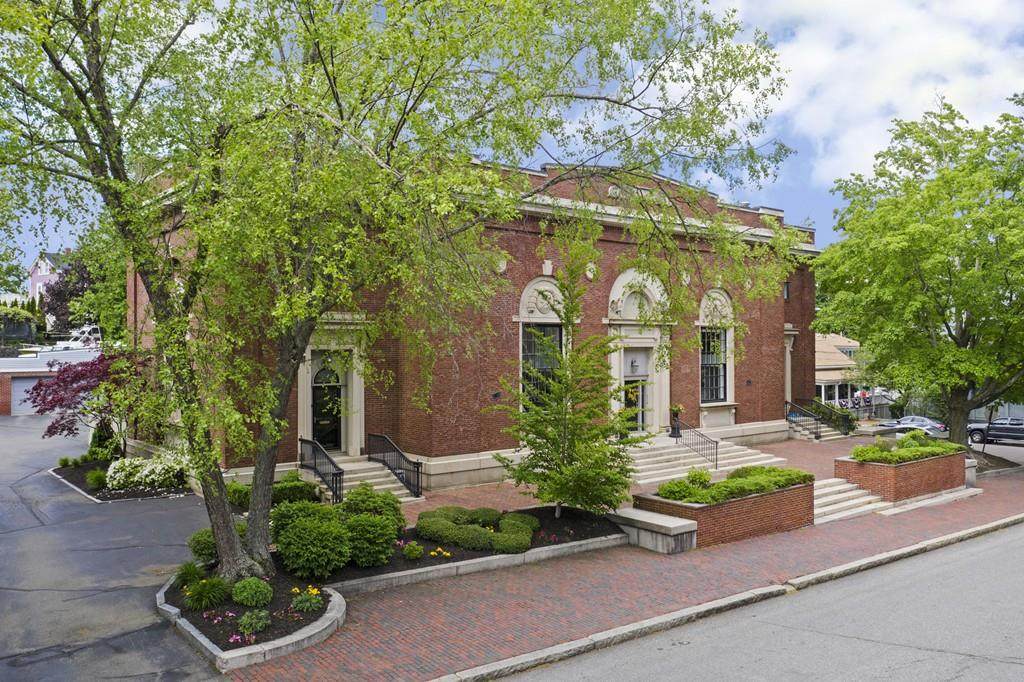 59 Pleasant - Photo 1