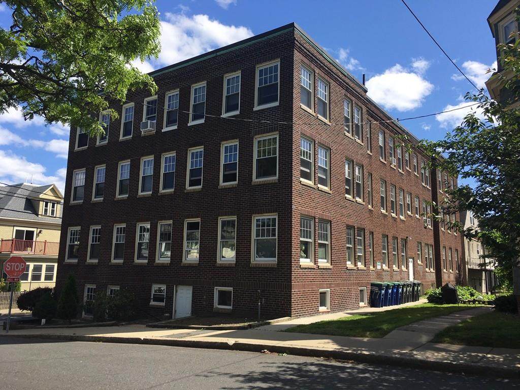 77 Liberty Ave - Photo 1