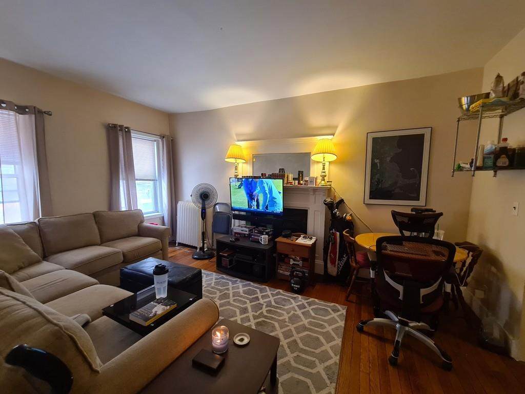 1307 Commonwealth Ave - Photo 1