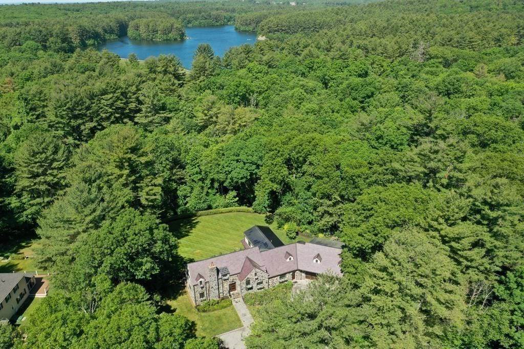 65 Newton Street - Photo 1