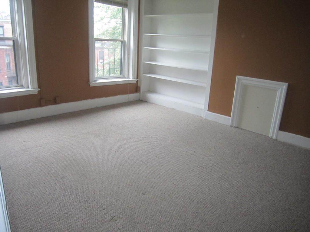 385 Marlborough Street - Photo 1