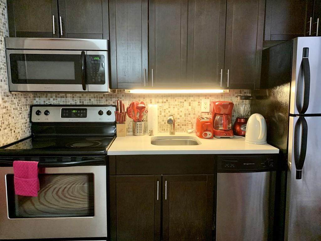 384 Commonwealth Ave - Photo 1