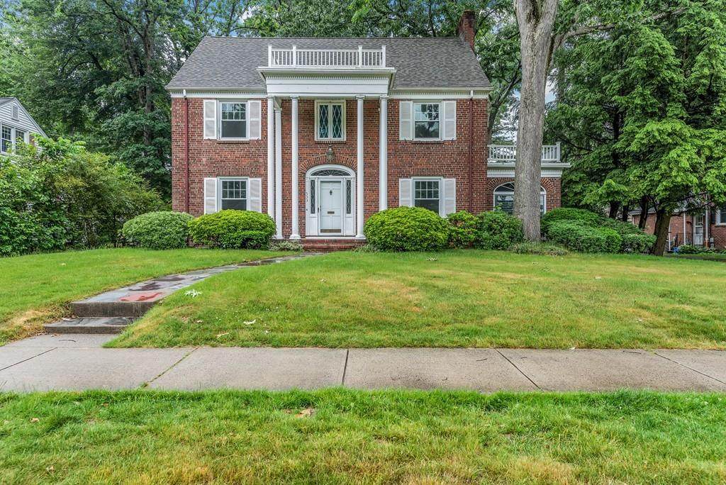 533 Laurel St - Photo 1