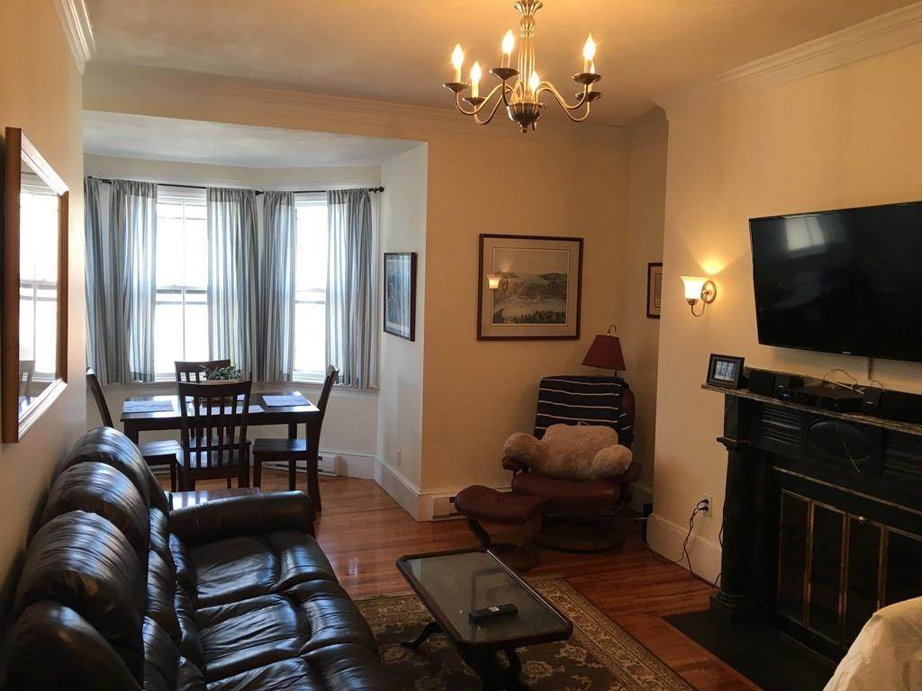 185 Beacon Street - Photo 1