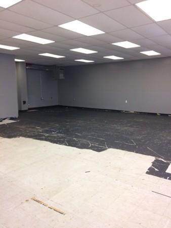 276 North Ave - Photo 1
