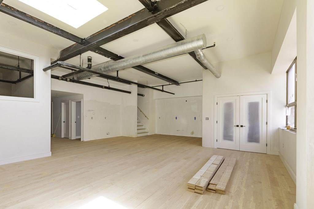 17 Kearney Square - Photo 1
