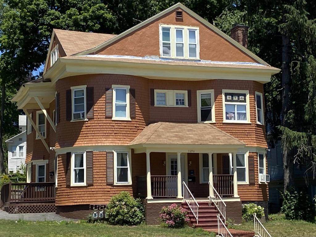 1296 Main St - Photo 1