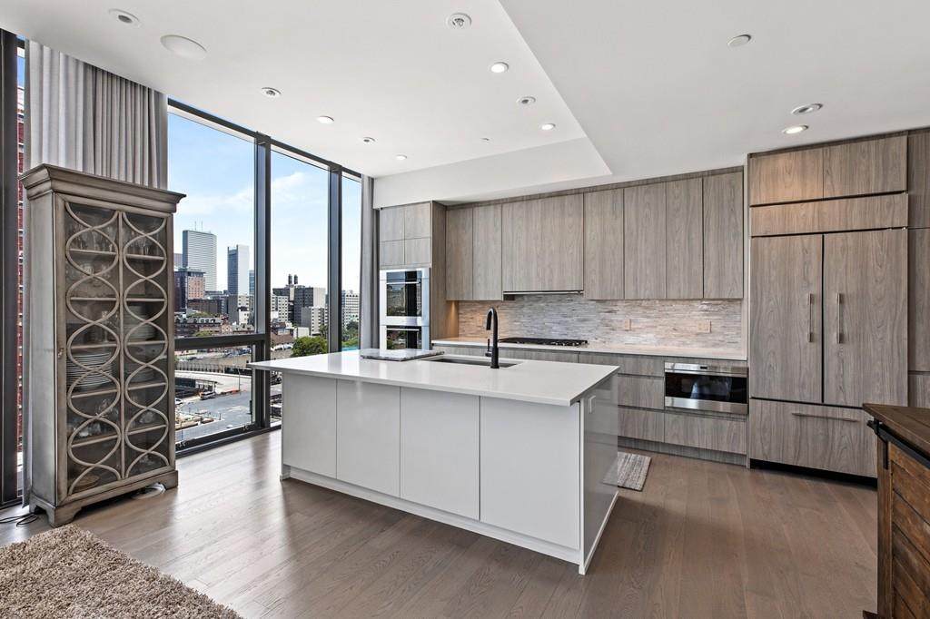 140 Shawmut - Photo 1