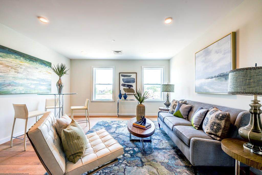 16 Boardman Street - Photo 1