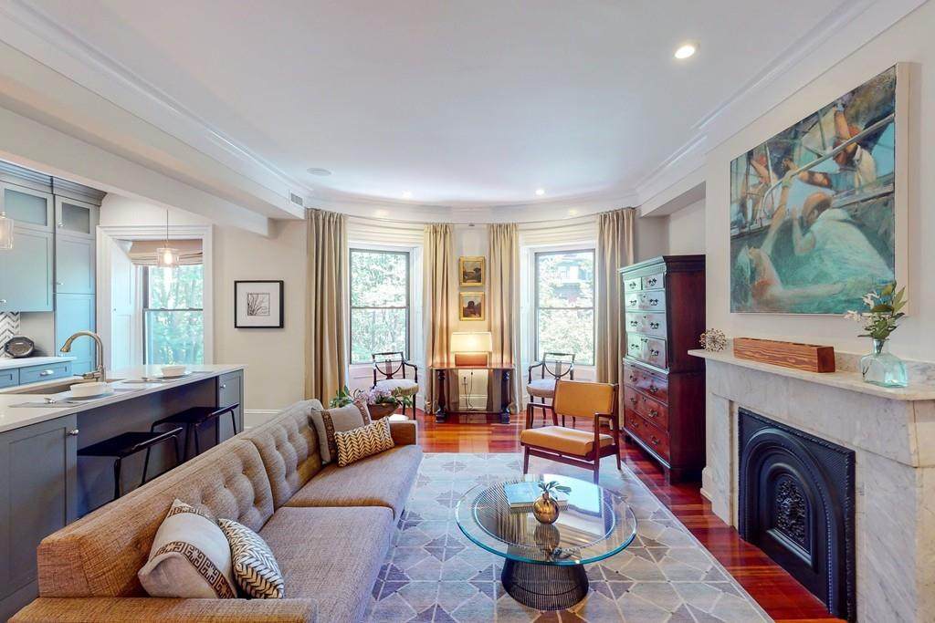 37 Worcester Sq - Photo 1