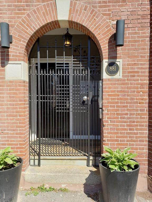 881 Harrison Avenue - Photo 1