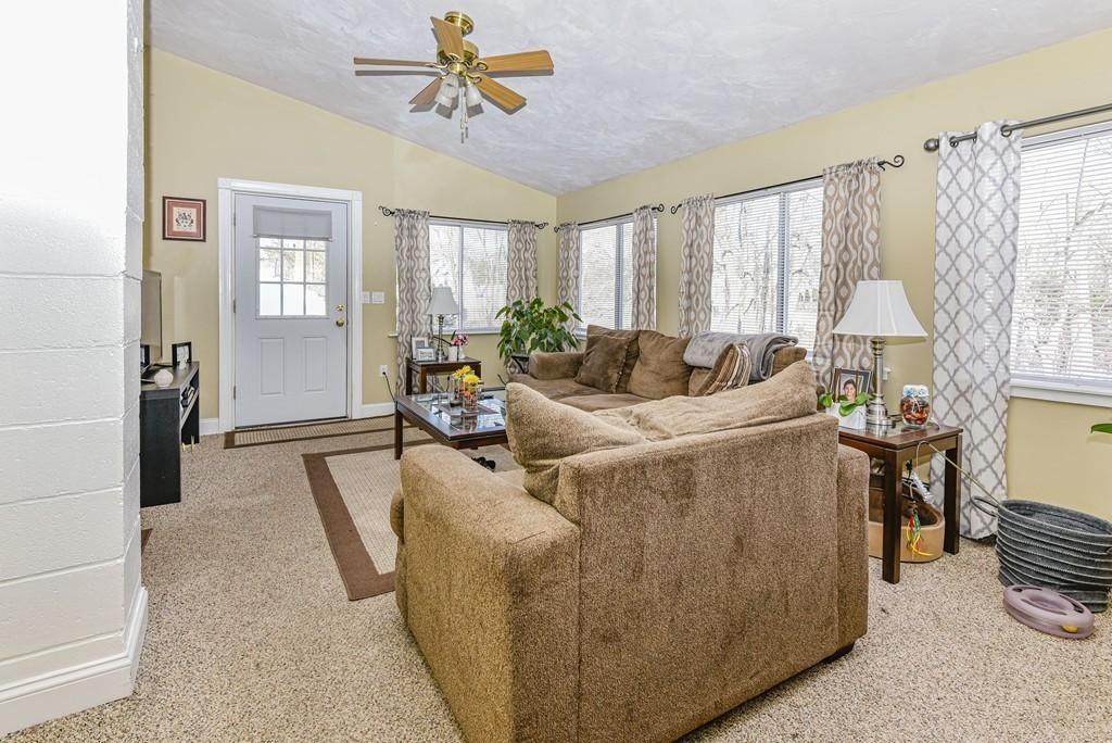 21 Norton Ave - Photo 1