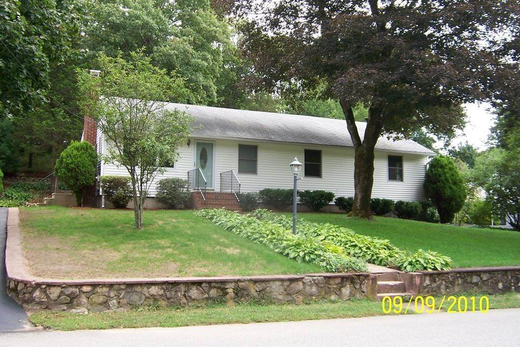 136 Beechnut - Photo 1
