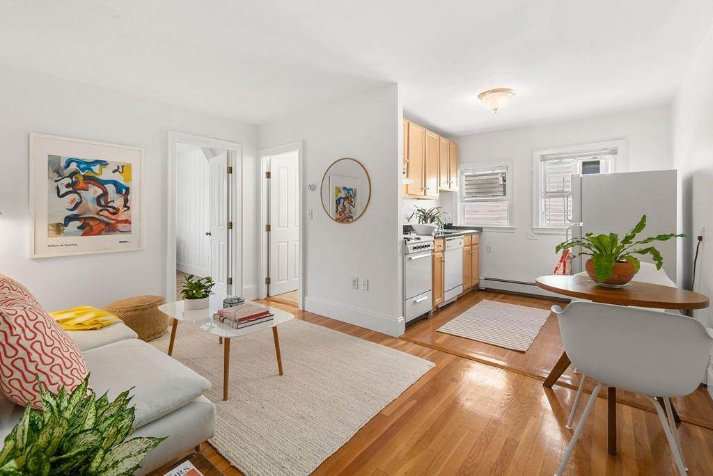 138 Huron Ave - Photo 1