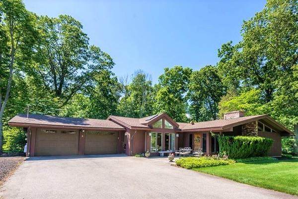 3 Wagon Ln - Photo 1