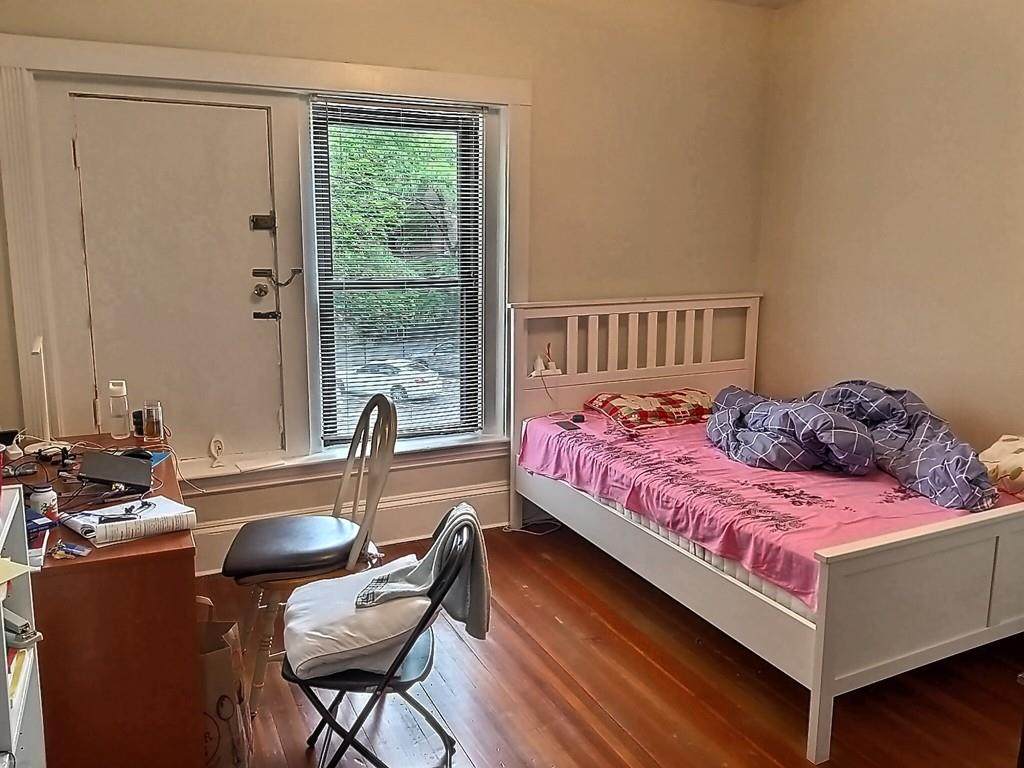1386 Beacon St - Photo 1