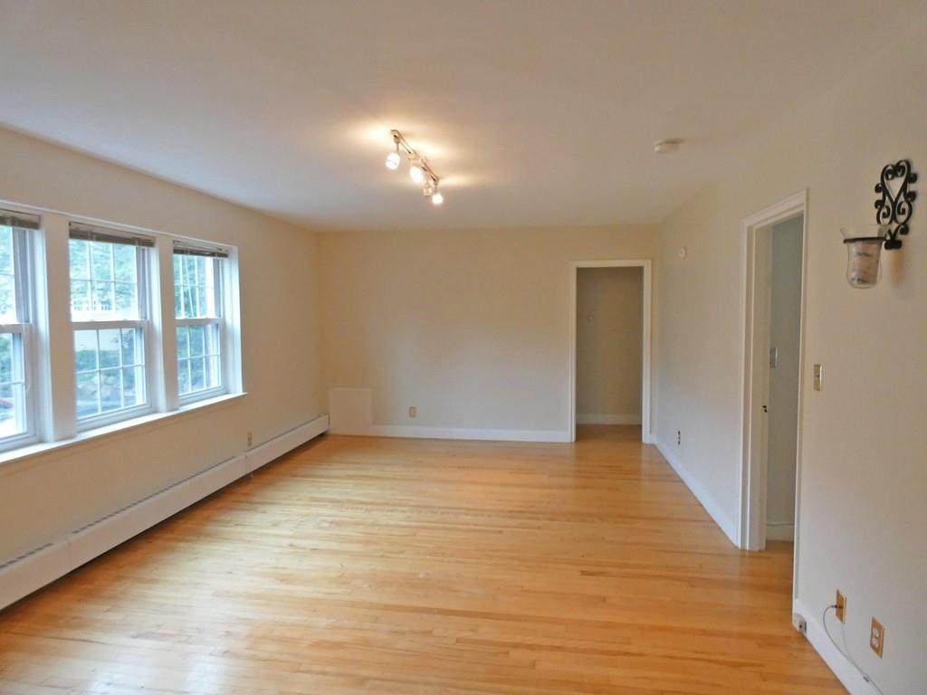 84 Boylston Street - Photo 1