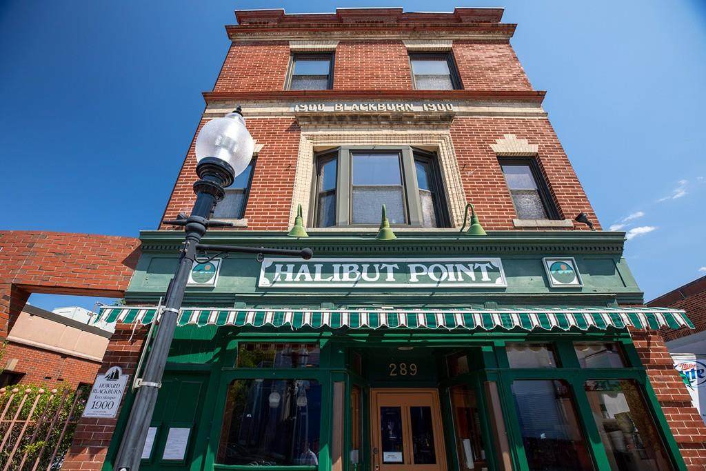 289 Main St - Photo 1