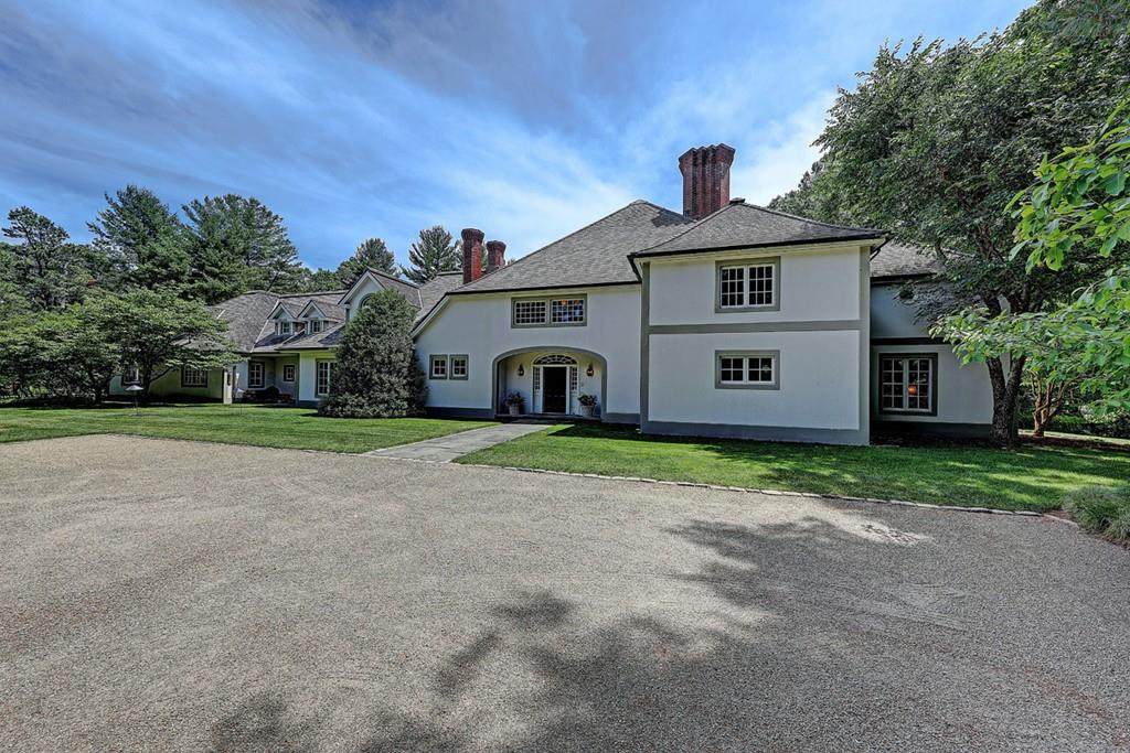 80 Ridgewood Road - Photo 1