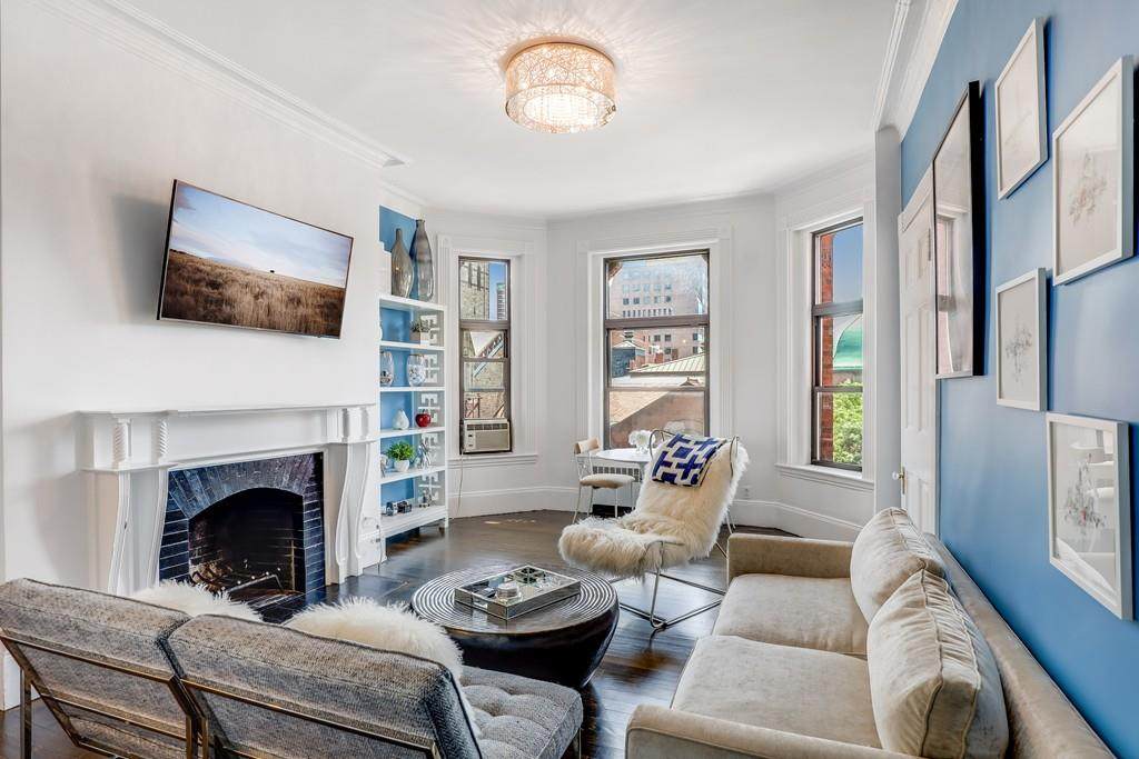 271 Dartmouth Street - Photo 1