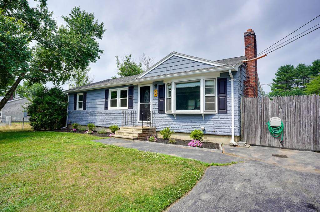 6 Laurie Drive - Photo 1