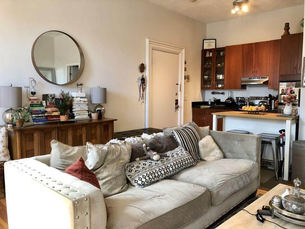 701 Massachusetts Ave - Photo 1