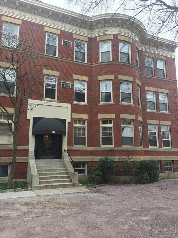147 Longwood Ave - Photo 1